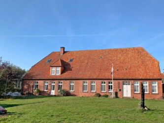 Das Haupthaus von der Ostseite